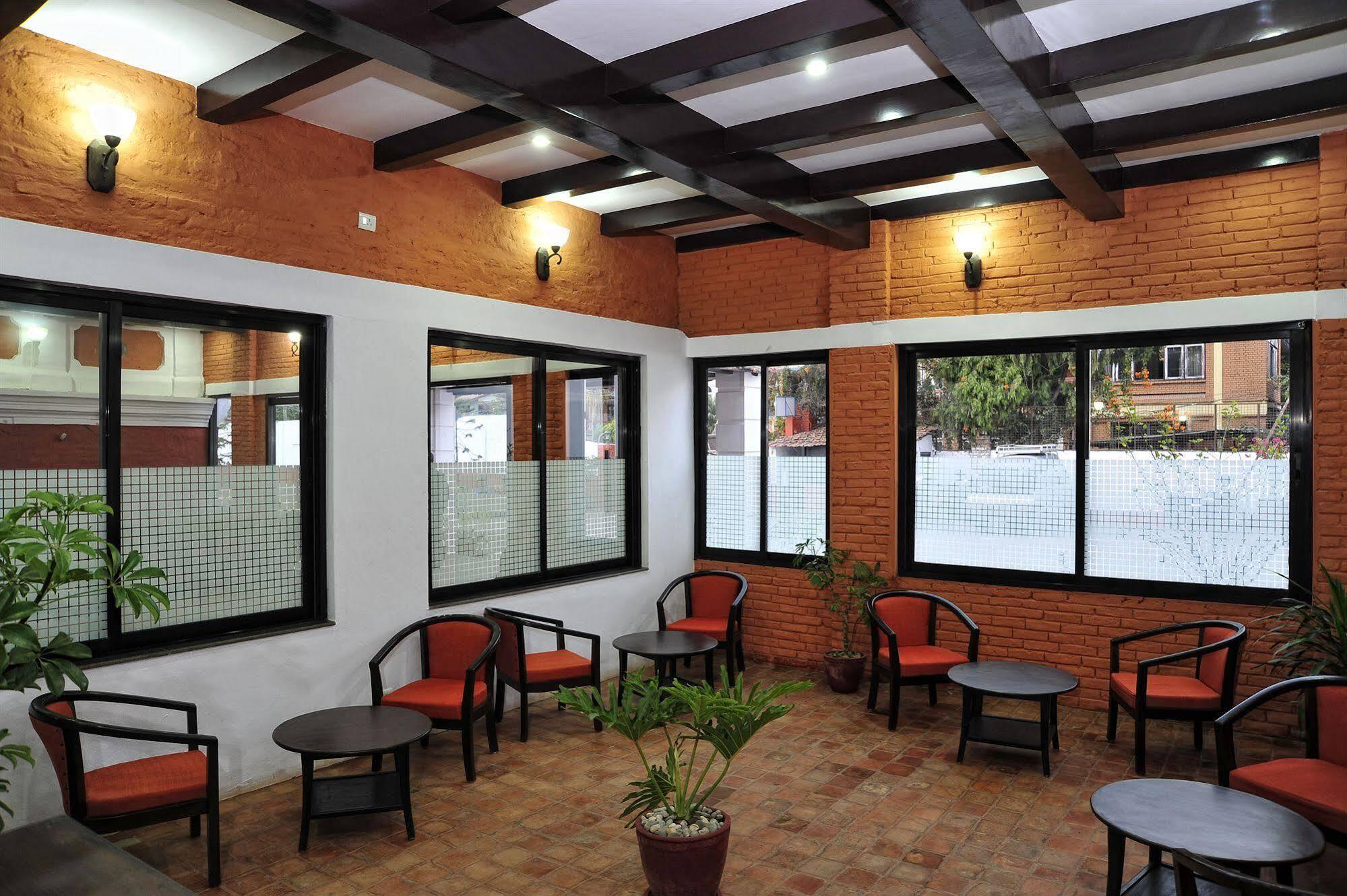 Oyo 738 Hotel Kaze Darbar Kathmandu Exterior photo