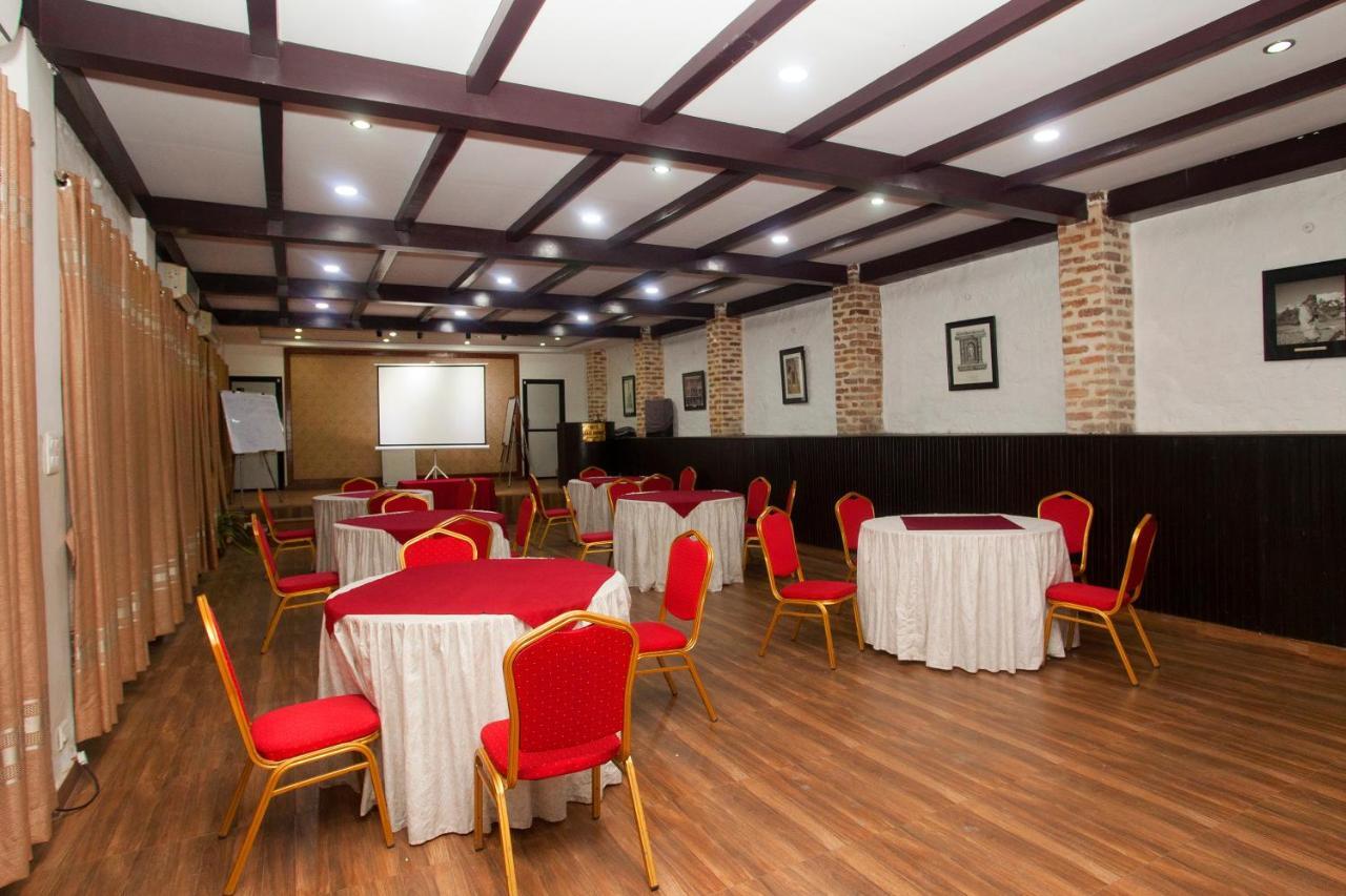 Oyo 738 Hotel Kaze Darbar Kathmandu Exterior photo
