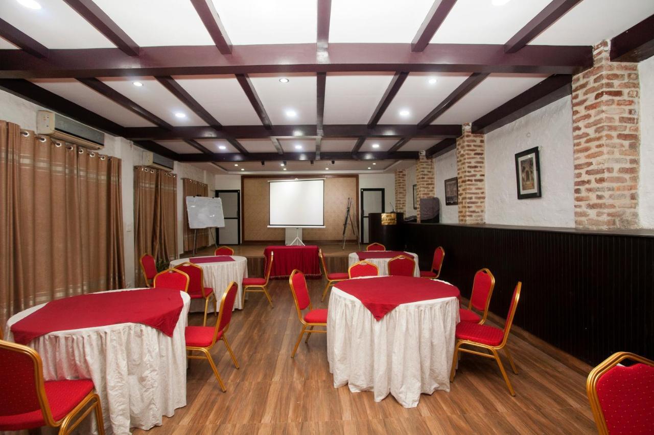 Oyo 738 Hotel Kaze Darbar Kathmandu Exterior photo